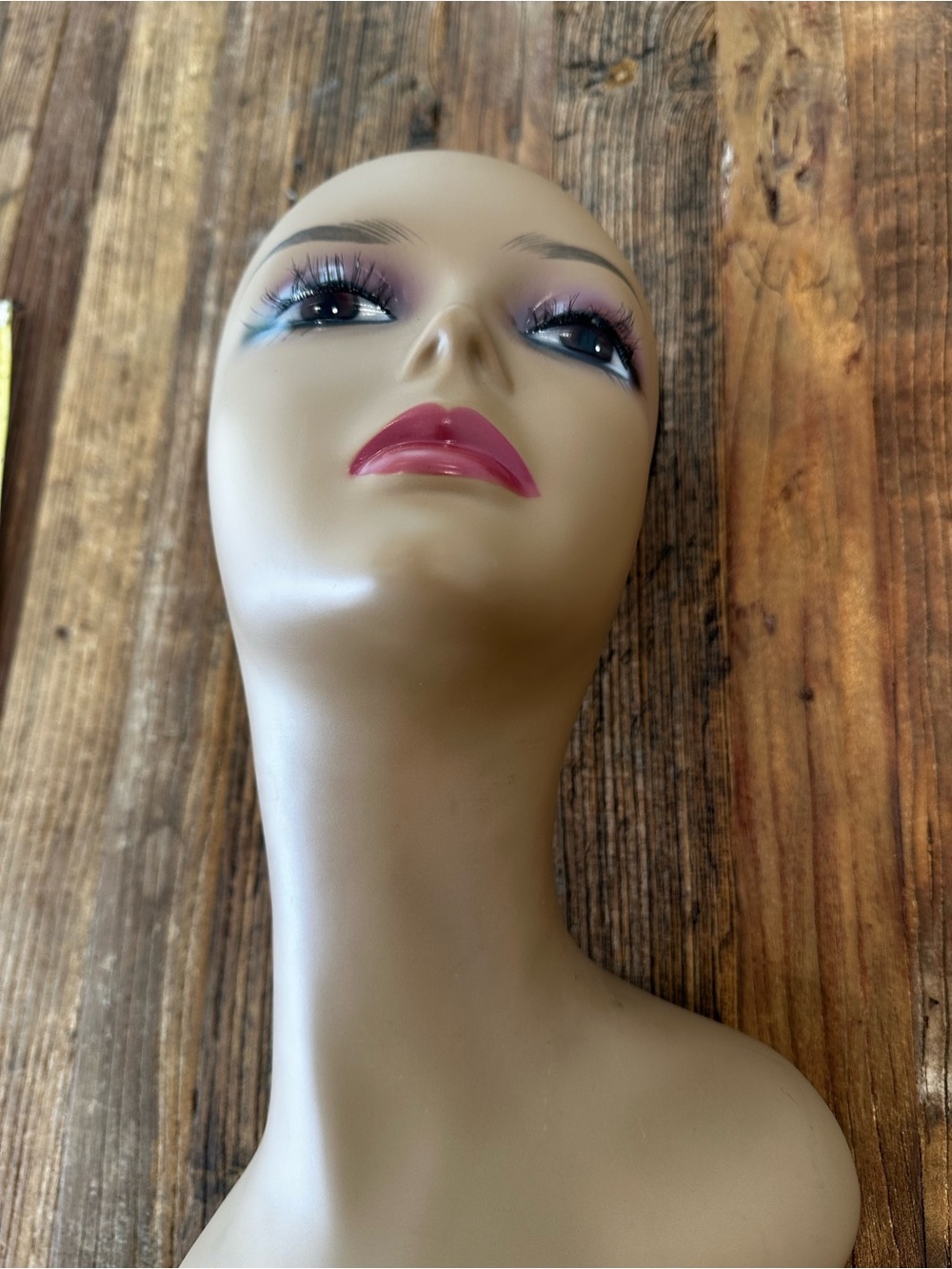 Bobbi Boss Beige Female Mannequin Display Bust - Picture 9 of 9